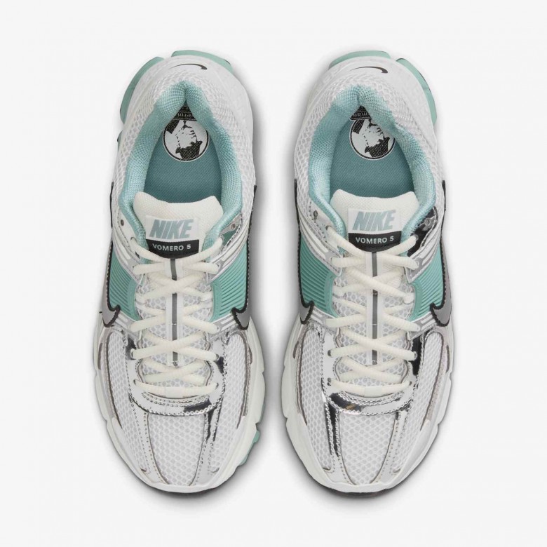 Nike Zoom Vomero 5 Nike Zoom Vomero 5