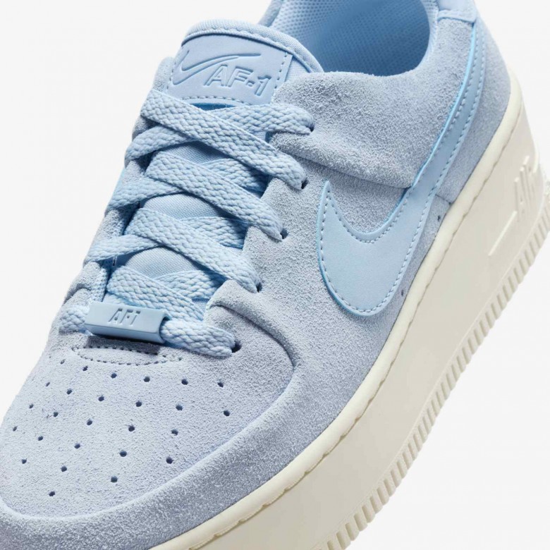 Nike Air Force 1 Sage Low Nike Air Force 1 Sage Low