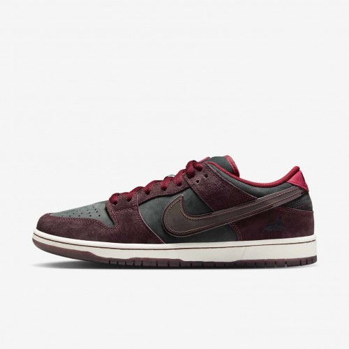 Nike SB Dunk Low Pro Nike SB Dunk Low Pro