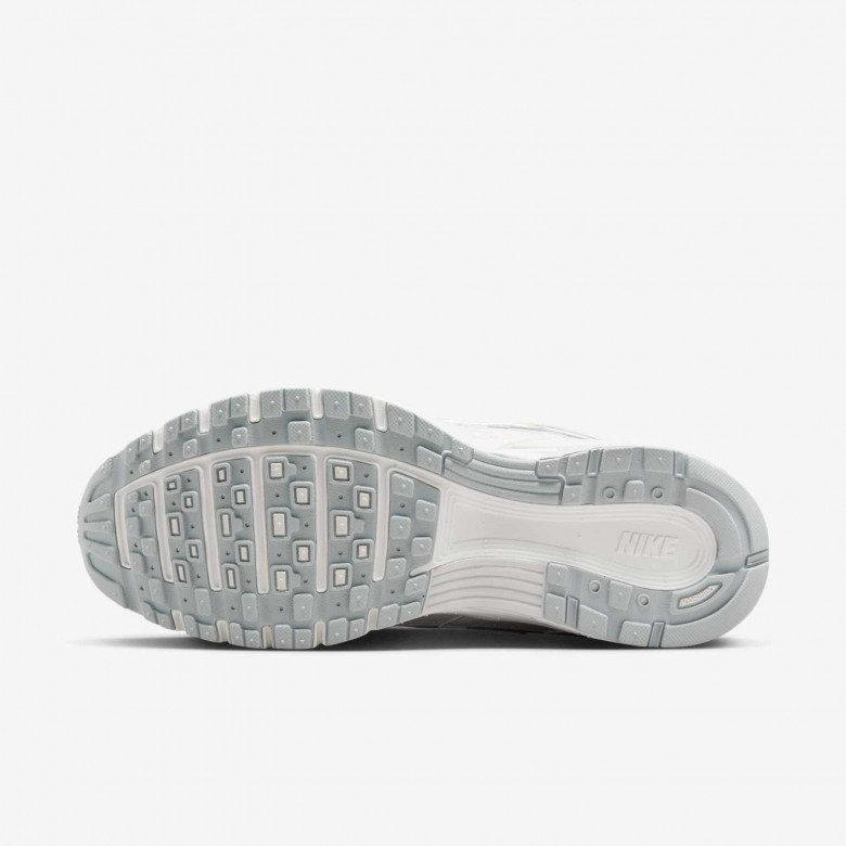 Nike P-6000 SE Nike P-6000 SE