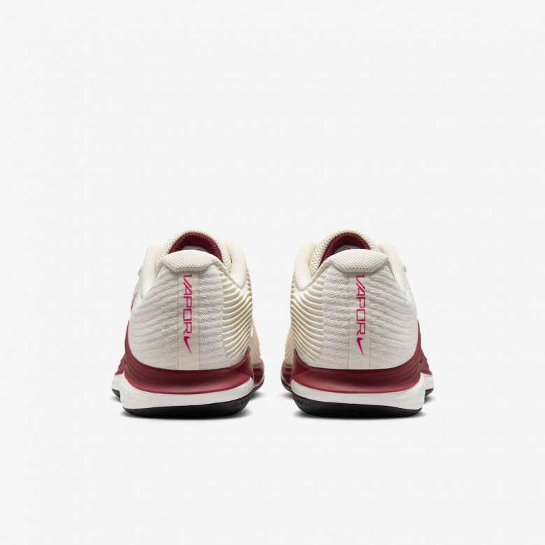 Nike Vapor 12 Nike Vapor 12