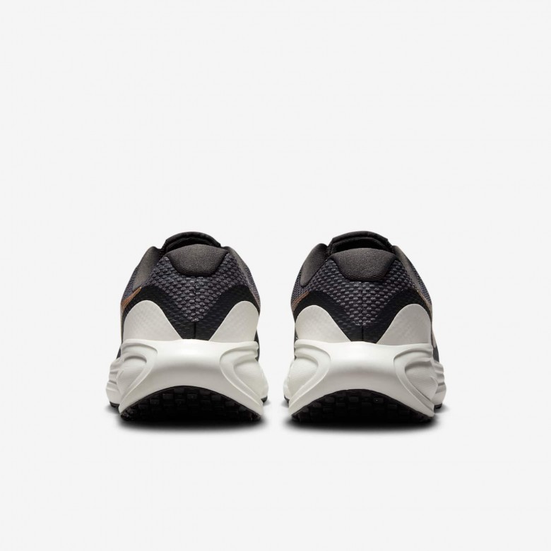 Nike Revolution 8 Nike Revolution 8