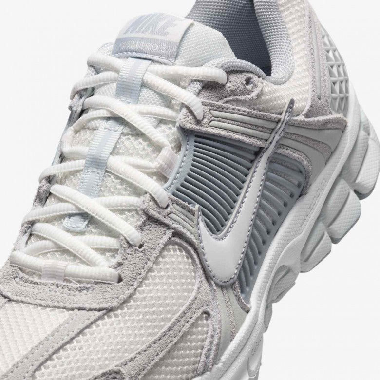 Nike Zoom Vomero 5 Nike Zoom Vomero 5