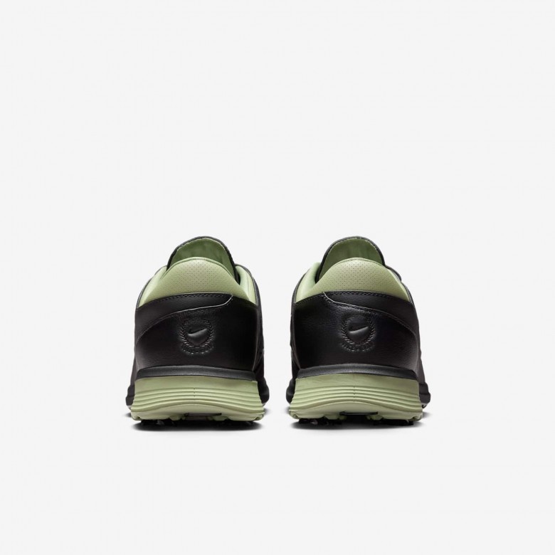 Nike Victory Tour 4 Nike Victory Tour 4