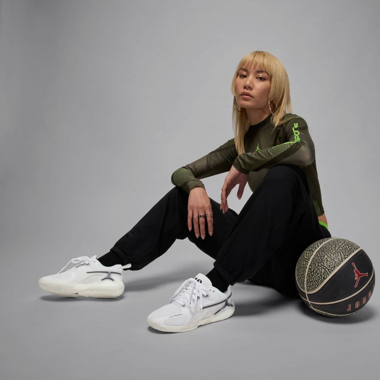 Jordan Heir Series "Triple White" Jordan Heir Series "Triple White"