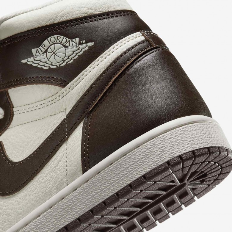 Air Jordan 1 Retro High OG "Baroque Brown and Sail" Air Jordan 1 Retro High OG "Baroque Brown and Sail"