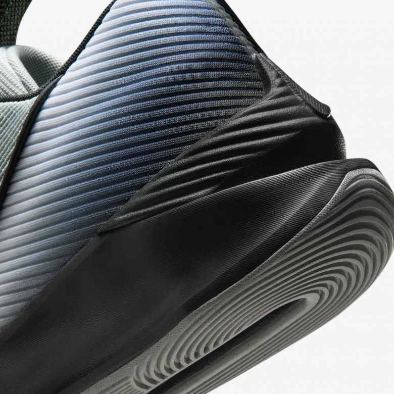 Nike G.T. Jump Academy Nike G.T. Jump Academy