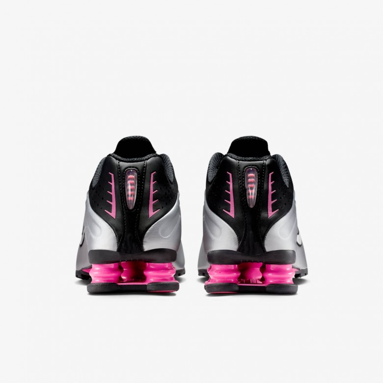 Nike Shox R4 Nike Shox R4