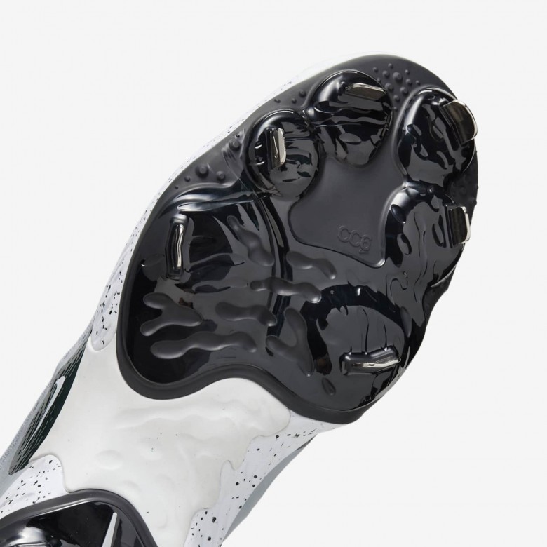 Nike Alpha Huarache Elite 4 Low Nike Alpha Huarache Elite 4 Low