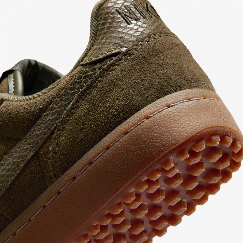 Nike Field General Nike Field General