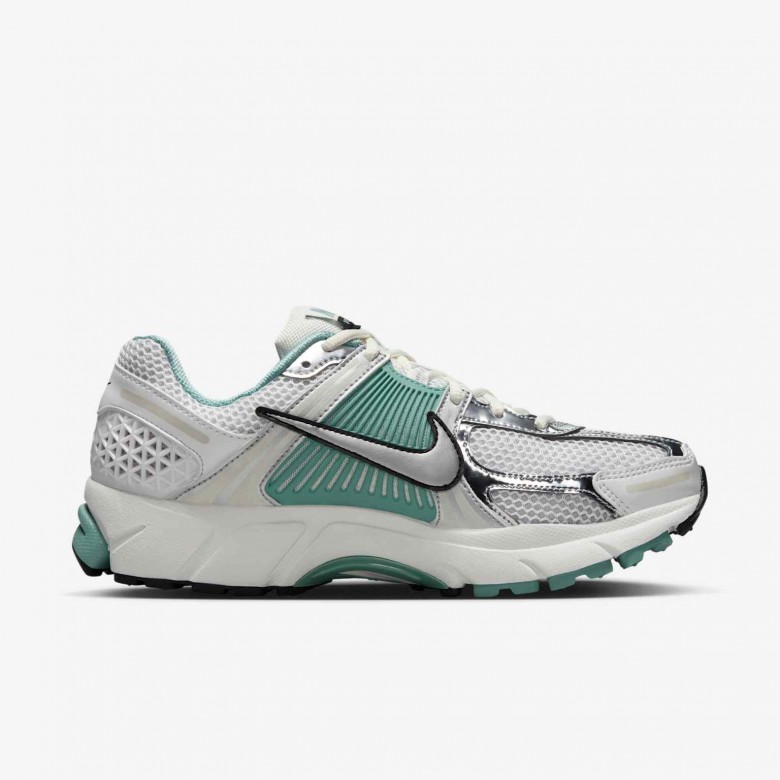 Nike Zoom Vomero 5 Nike Zoom Vomero 5