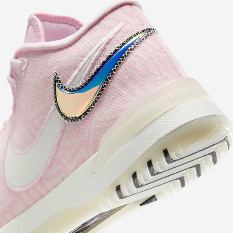 LeBron NXXT Genisus LeBron NXXT Genisus