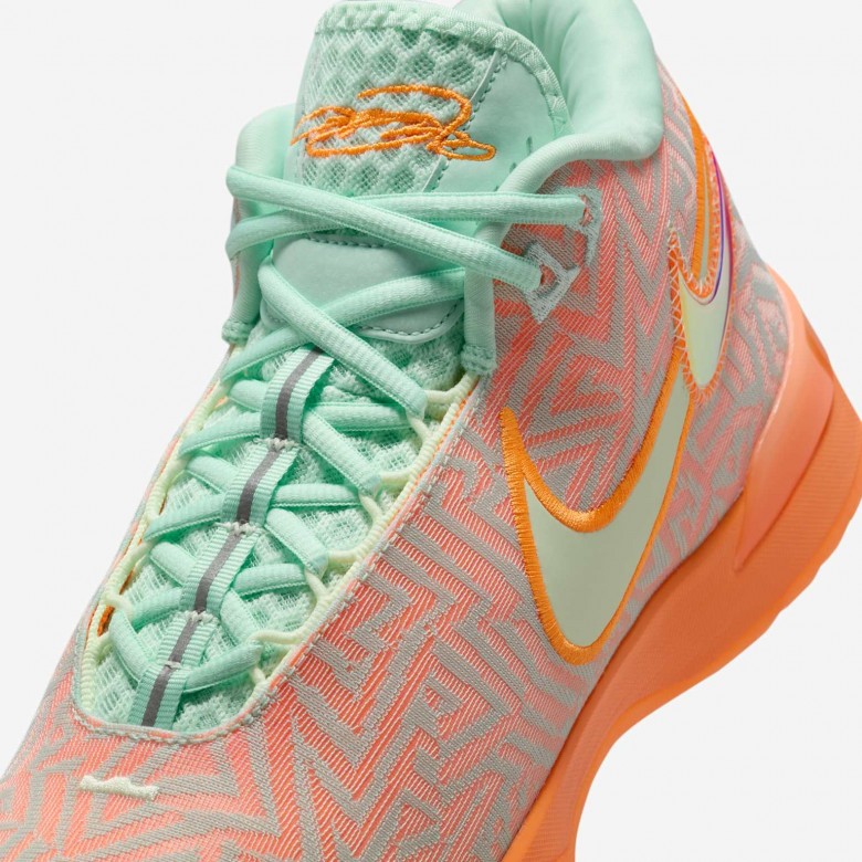 LeBron NXXT Genisus LeBron NXXT Genisus