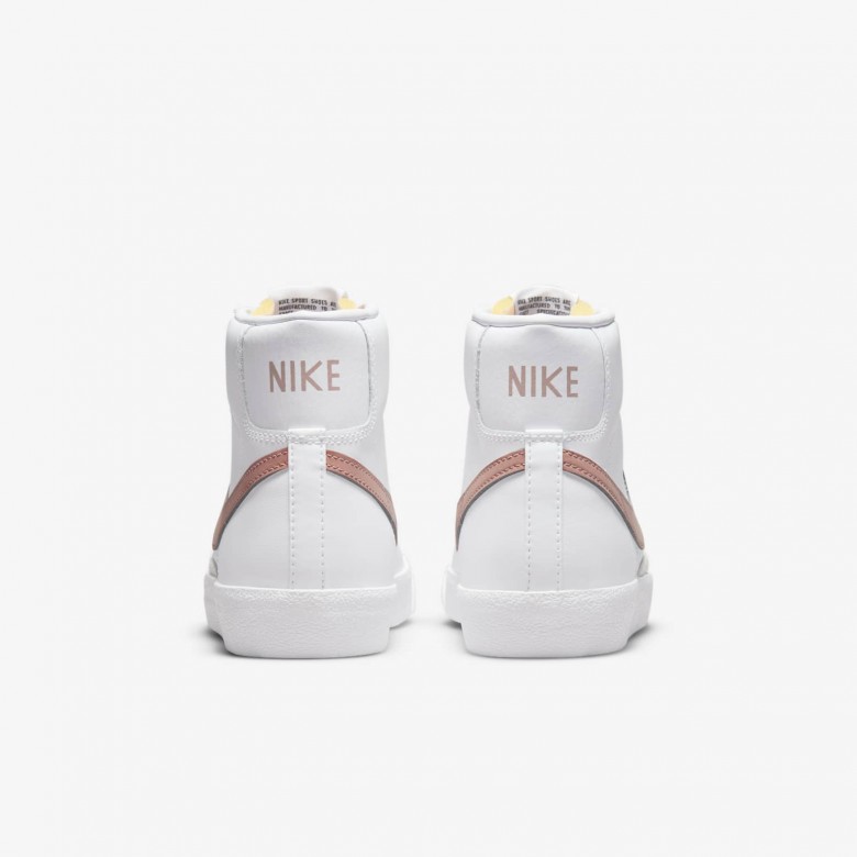 Nike Blazer Mid '77 Nike Blazer Mid '77