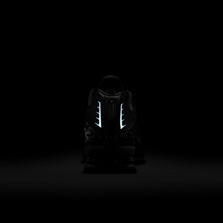 Nike Shox R4 Nike Shox R4