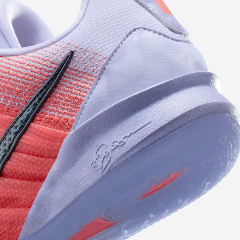 Sabrina 3 "Radiant" Sabrina 3 "Radiant"