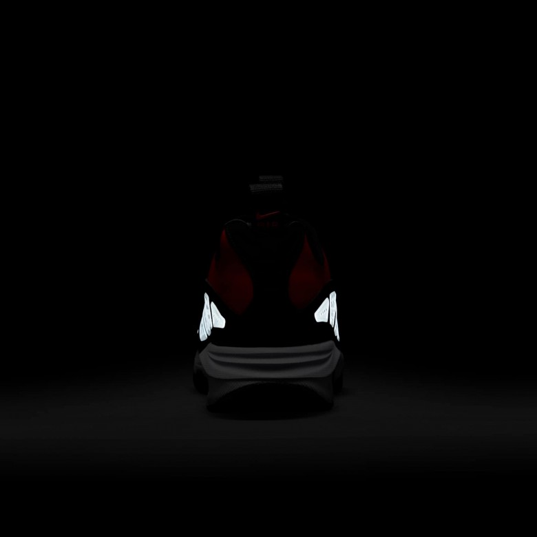 Nike Air Max SNDR Nike Air Max SNDR