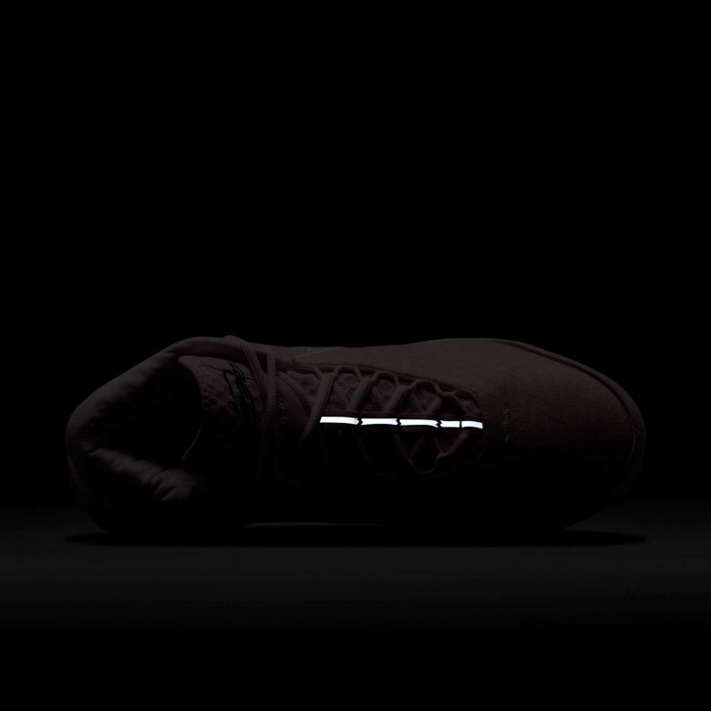 LeBron NXXT Genisus LeBron NXXT Genisus