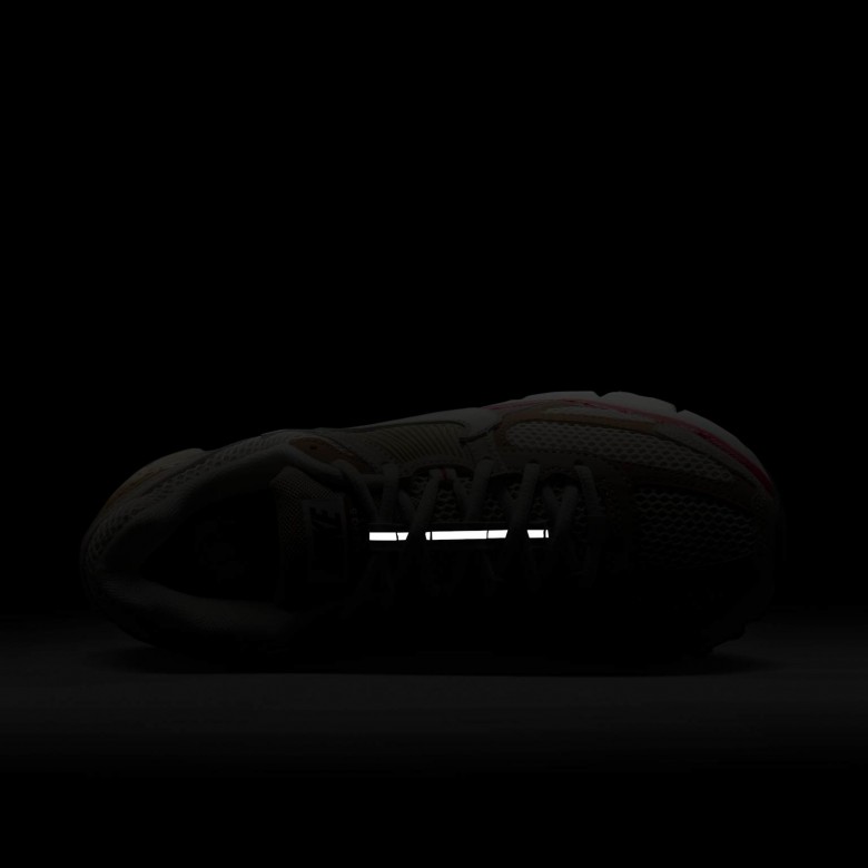 Nike Zoom Vomero 5 Nike Zoom Vomero 5