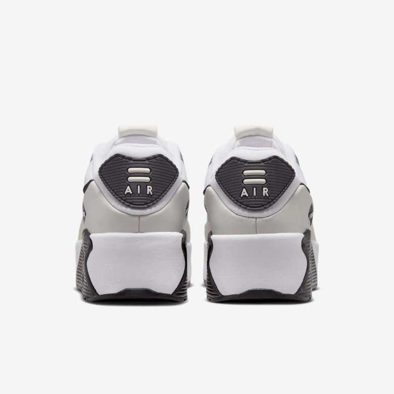 Nike Air Max 90 LV8 Nike Air Max 90 LV8