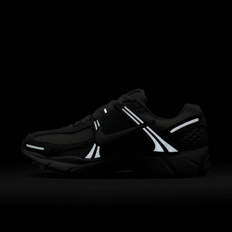 Nike Zoom Vomero 5 Nike Zoom Vomero 5