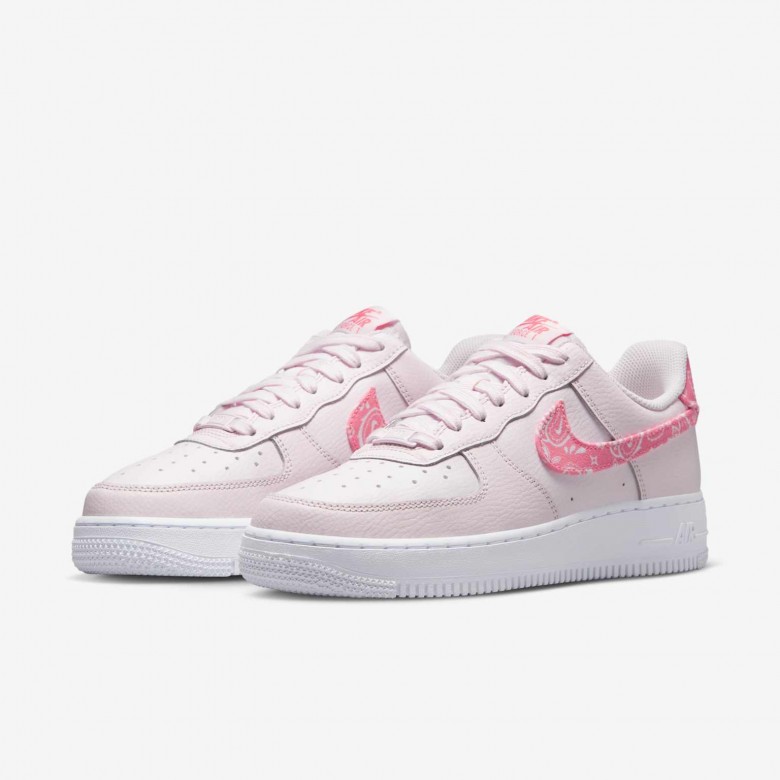 Nike Air Force 1 '07 Nike Air Force 1 '07