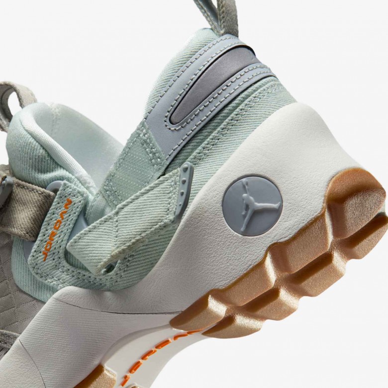 Jordan Trunner LX Jordan Trunner LX