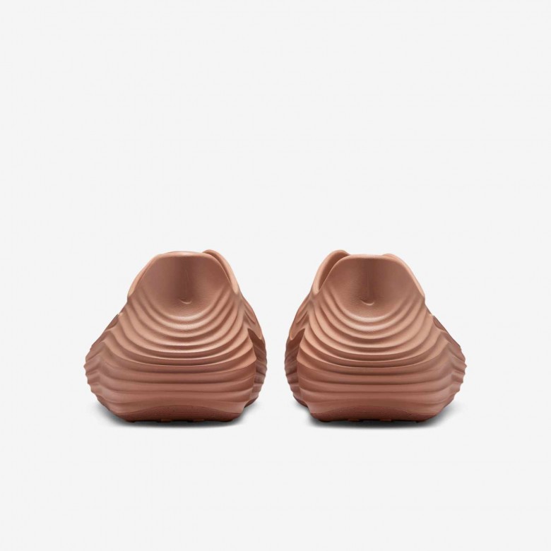 Nike ReactX Rejuven8 Nike ReactX Rejuven8