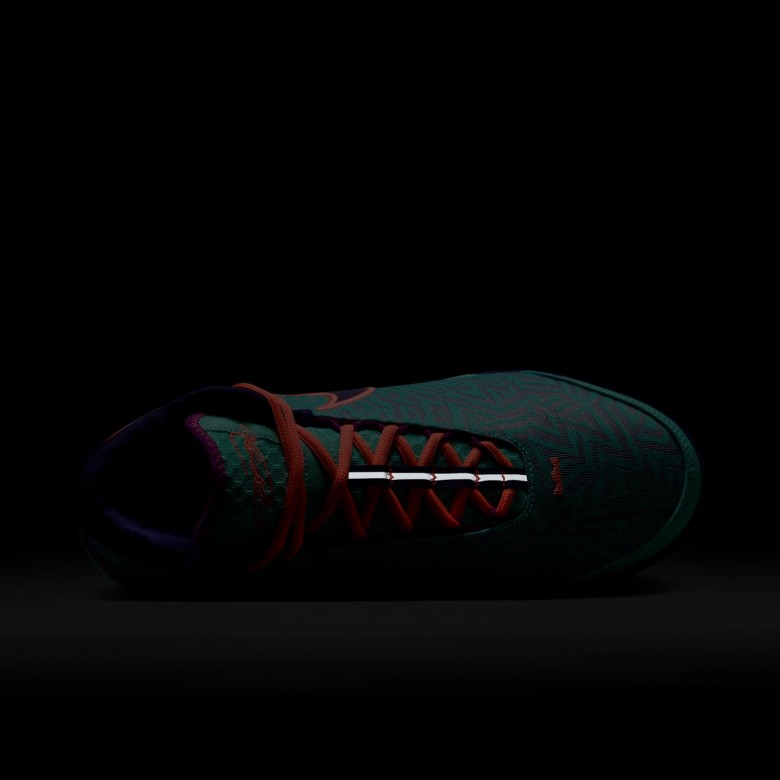 LeBron NXXT Genisus LeBron NXXT Genisus