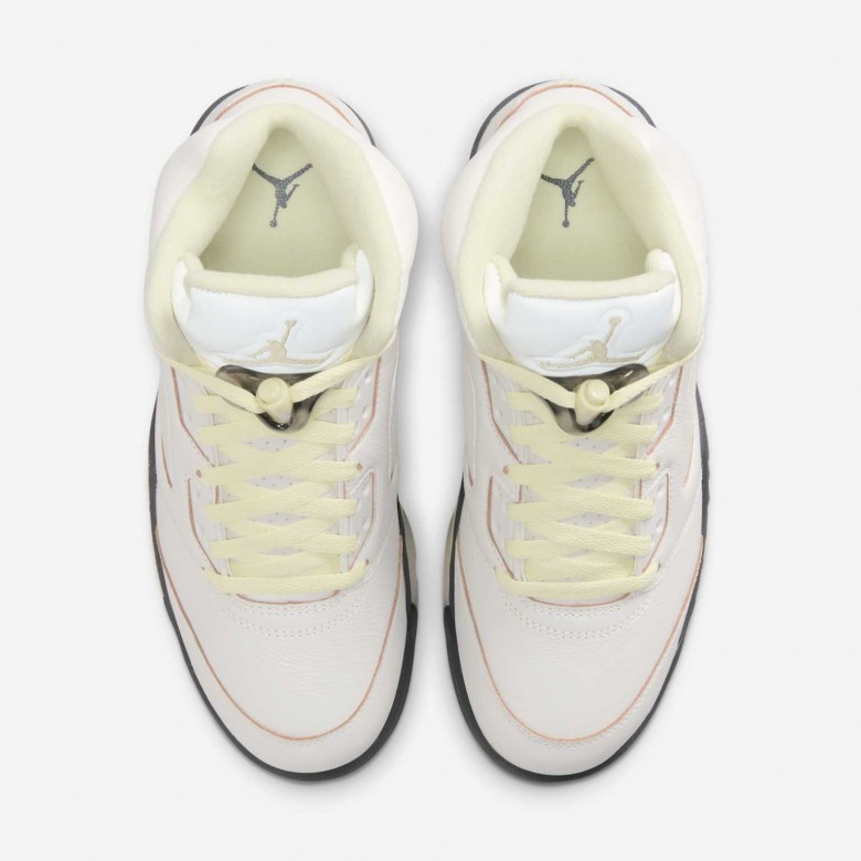 Air Jordan 5 Retro "Luminous Green and Sail" Air Jordan 5 Retro "Luminous Green and Sail"