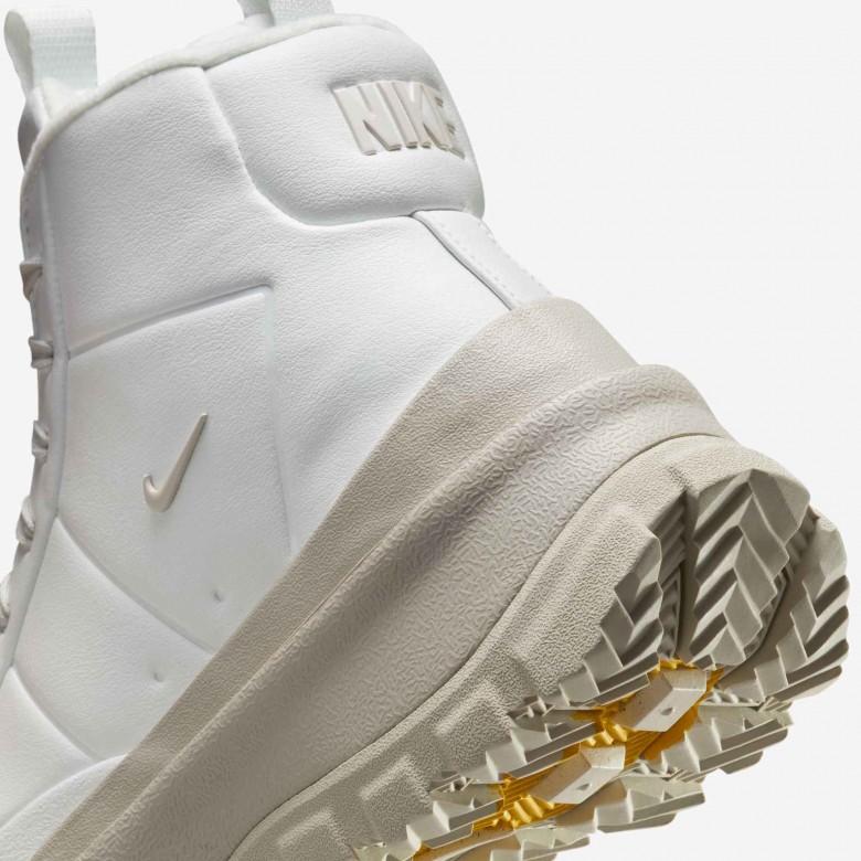 Nike Blazer Roam Mid Nike Blazer Roam Mid