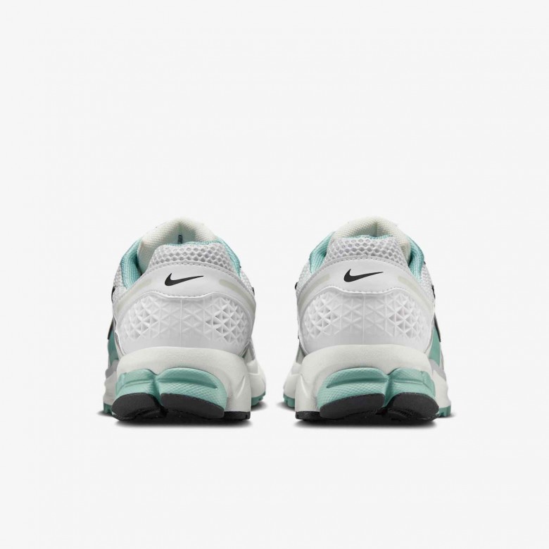 Nike Zoom Vomero 5 Nike Zoom Vomero 5