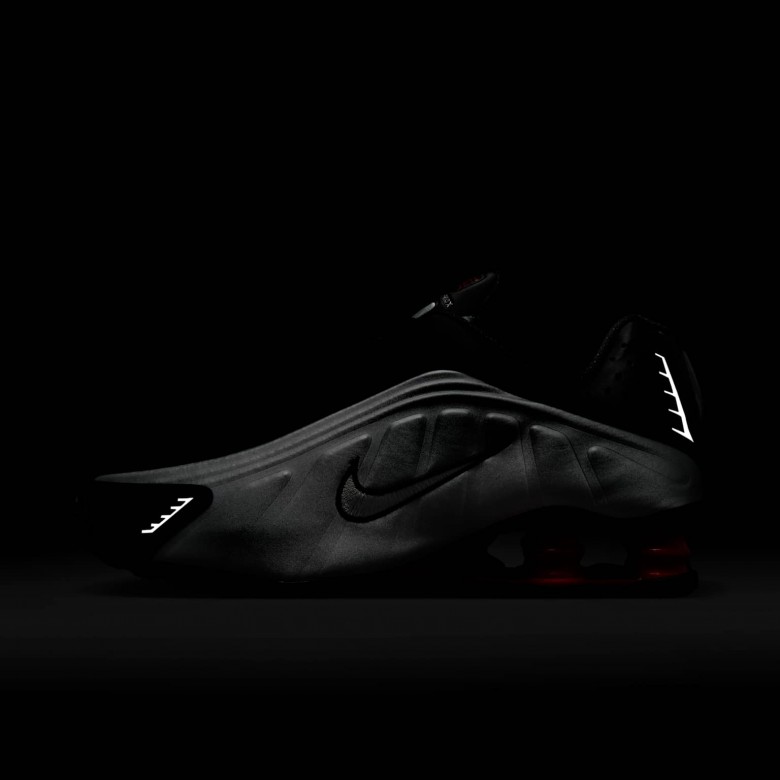 Nike Shox R4 Nike Shox R4