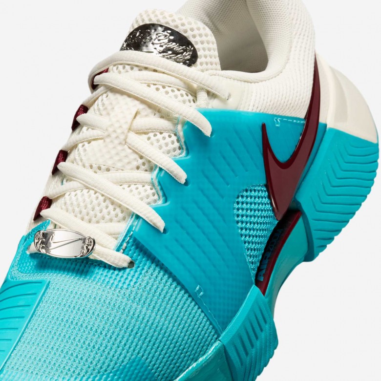 Nike GP Challenge 1 Premium Nike GP Challenge 1 Premium