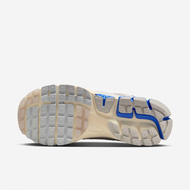 Nike Zoom Vomero 5 Nike Zoom Vomero 5