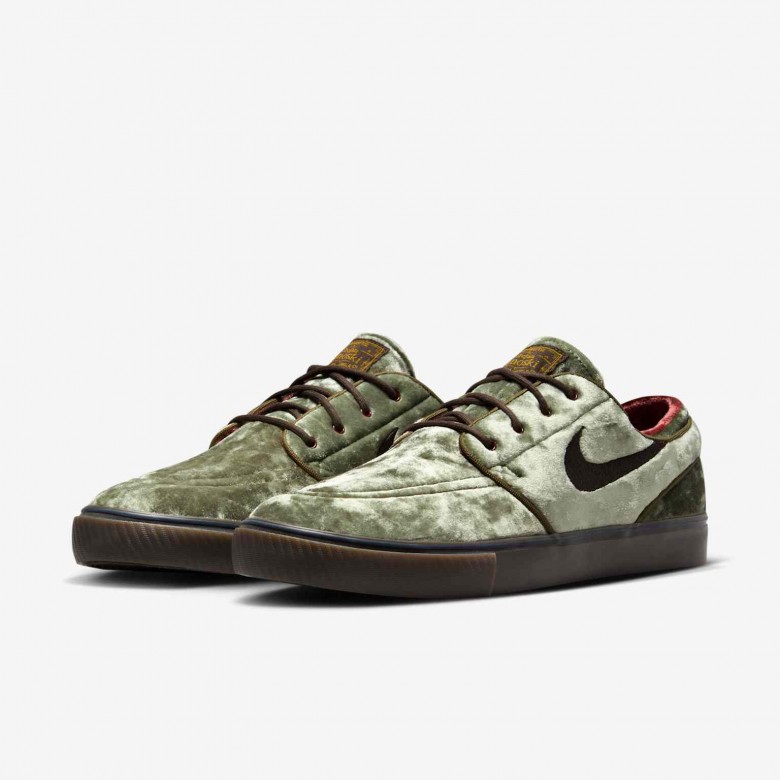 Nike SB Zoom Janoski OG+ SE Nike SB Zoom Janoski OG+ SE