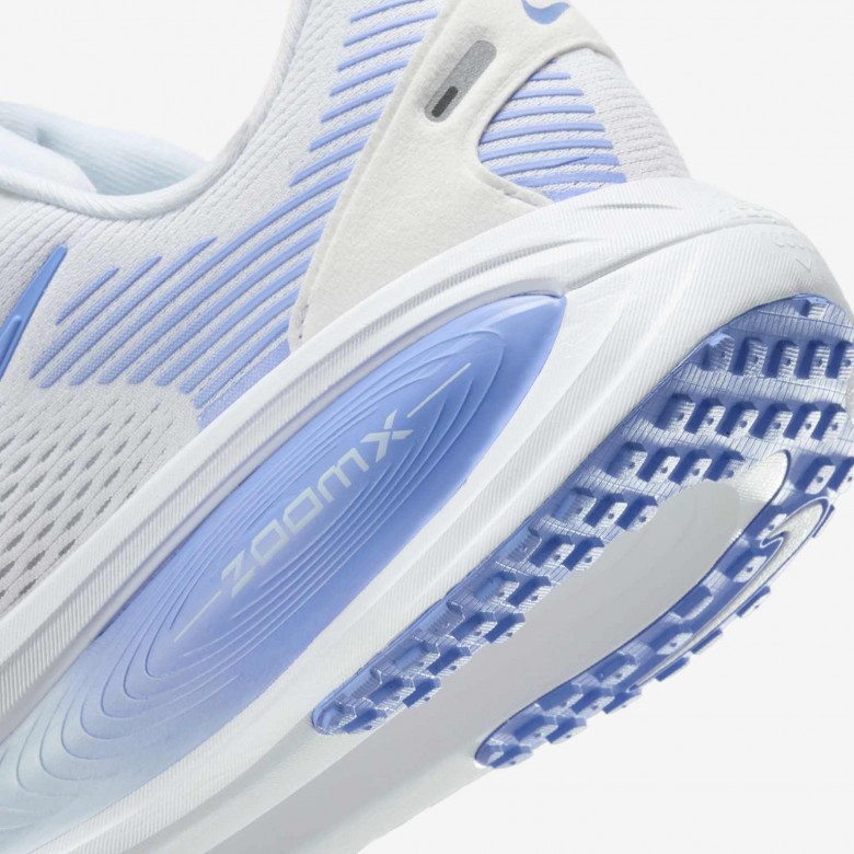 Nike Vomero 18 Nike Vomero 18