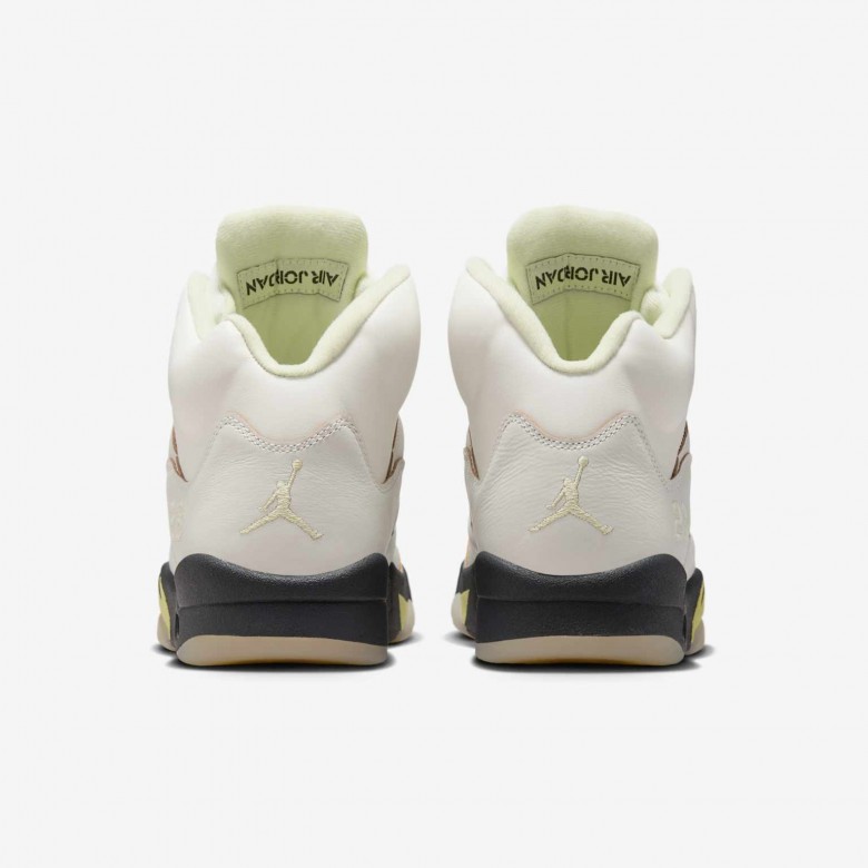 Air Jordan 5 Retro "Luminous Green and Sail" Air Jordan 5 Retro "Luminous Green and Sail"