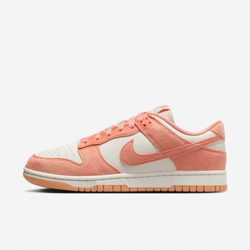Nike Dunk Low Nike Dunk Low