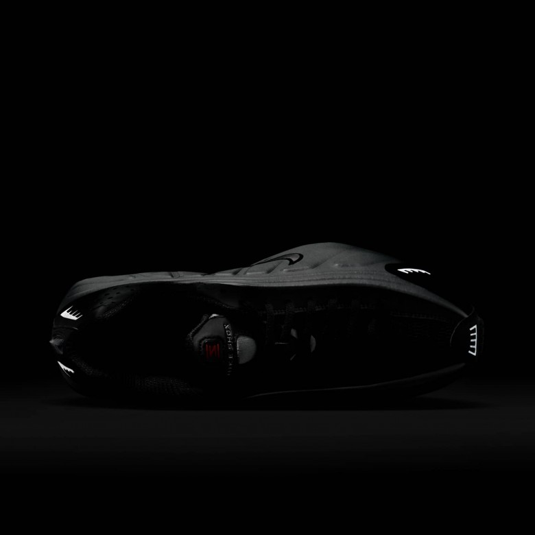 Nike Shox R4 Nike Shox R4