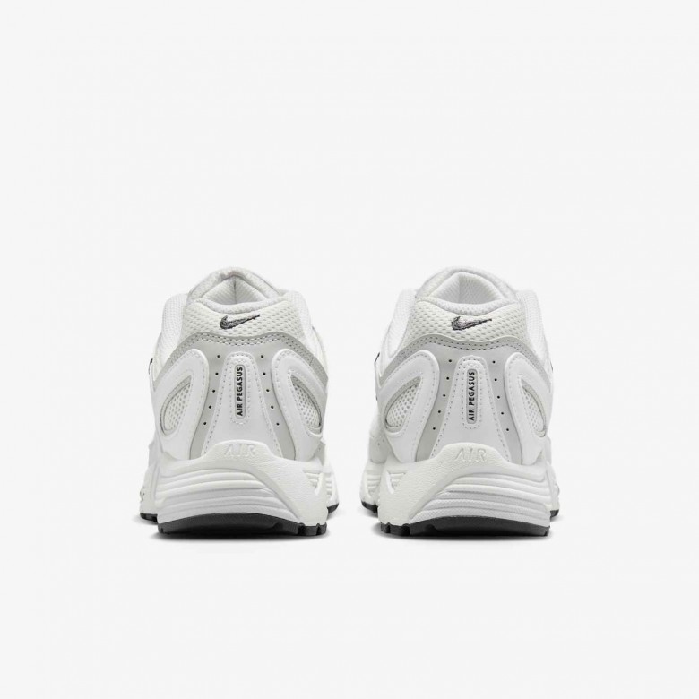 Nike Air Pegasus 2005 Nike Air Pegasus 2005